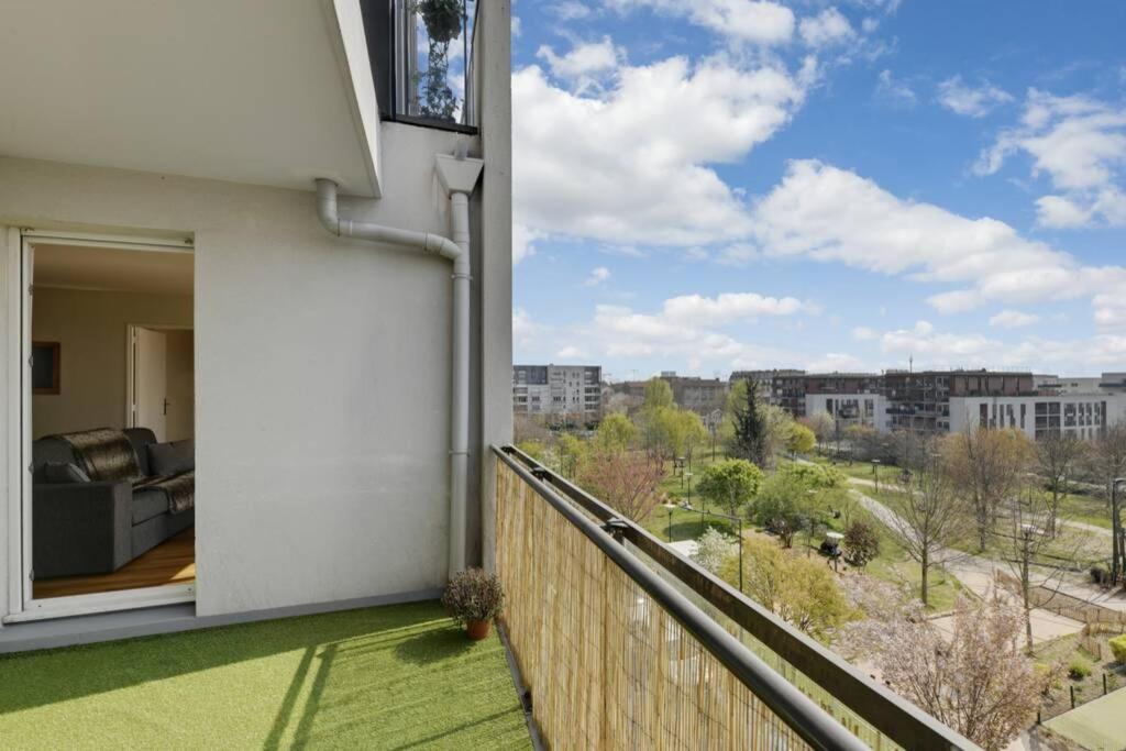 Chic Apart With Great View Of Paris Apartment Saint-Denis  Exterior photo